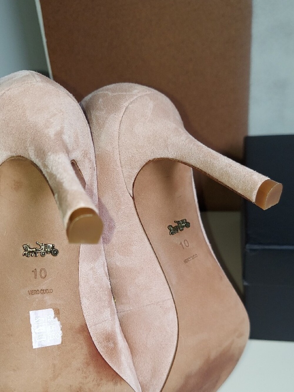 Coach Varick Suede Pale Blush Pointed Toe Grommet Pump Stiletto Heels Size 10 - Picture 12 of 13